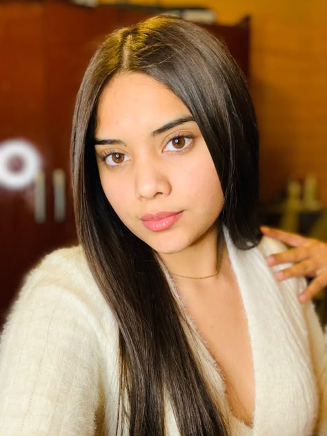 <em><strong>Paola Medina</strong></em>